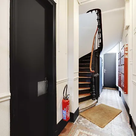 펜션 Charming Studio For 1 Person - Mobility Lease *